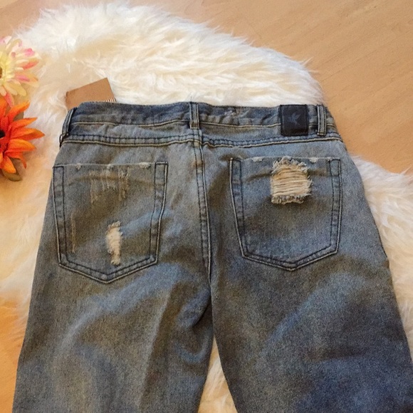 🌺RARE distressed jeans🌺 - Picture 7 of 8